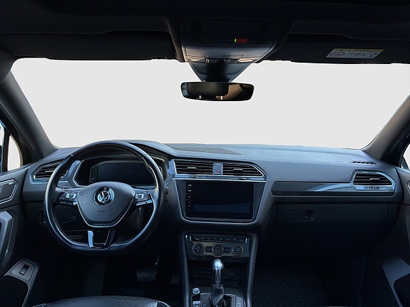 Volkswagen Tiguan Allspace 13 of 25