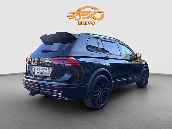Volkswagen Tiguan Allspace 4 of 25