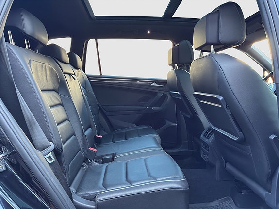 Volkswagen Tiguan Allspace 24 of 25