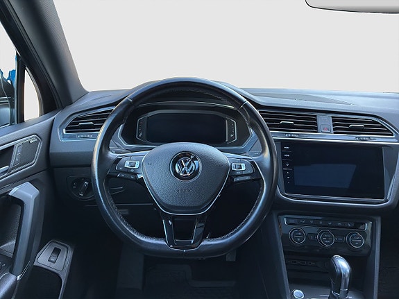 Volkswagen Tiguan Allspace 14 of 25