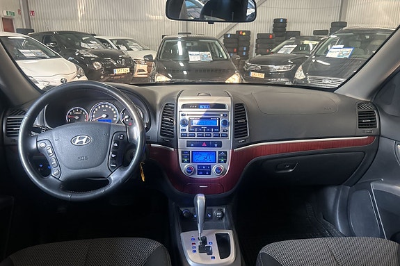 Hyundai Santa Fe 10 of 19