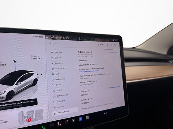 Tesla Model 3 16 of 30
