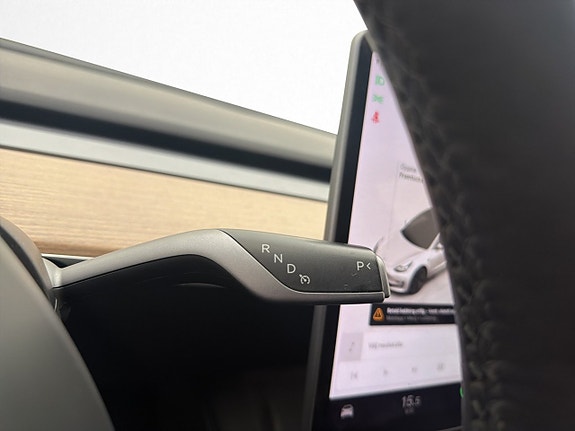 Tesla Model 3 30 of 30