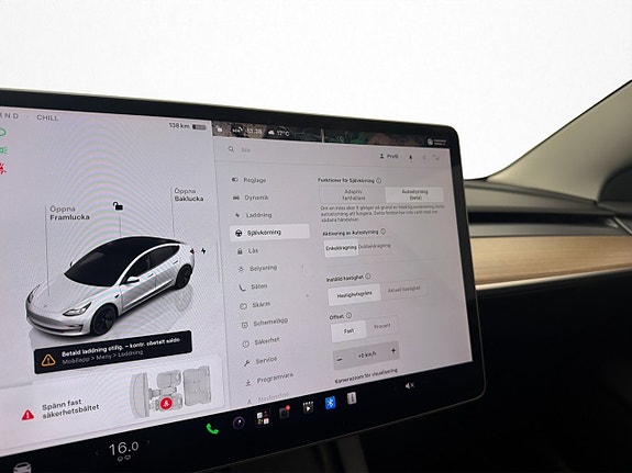 Tesla Model 3 19 of 30