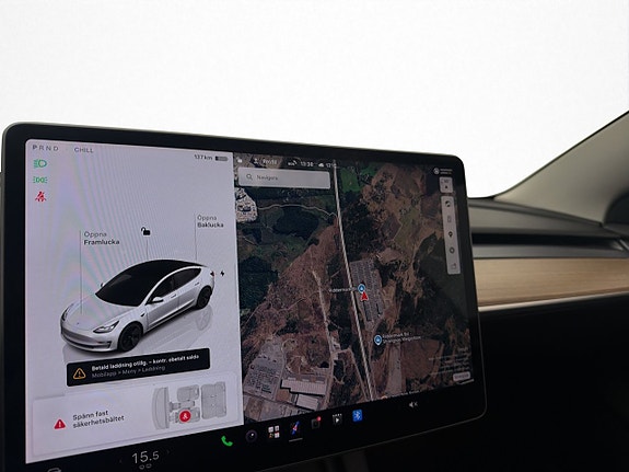 Tesla Model 3 17 of 30