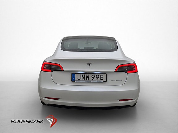 Tesla Model 3 8 of 30