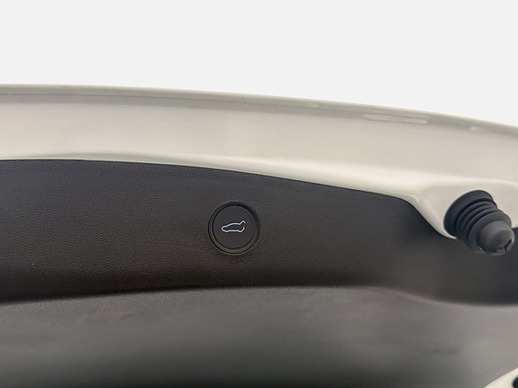 Tesla Model 3 24 of 30