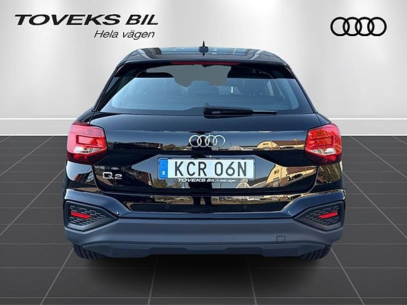 Audi Q2 4 of 9