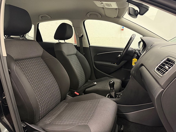 Volkswagen Polo 22 of 24