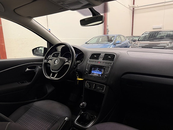 Volkswagen Polo 21 of 24