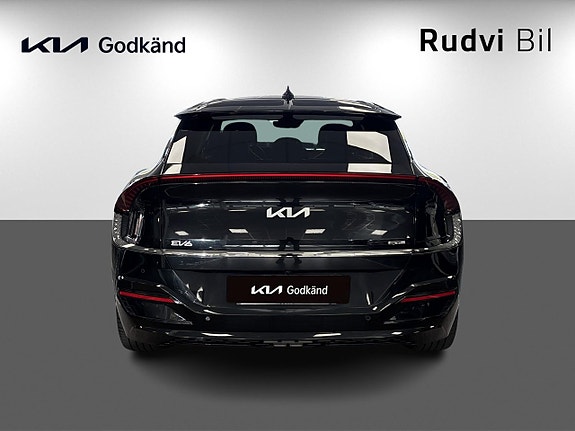 Kia EV6 5 of 15