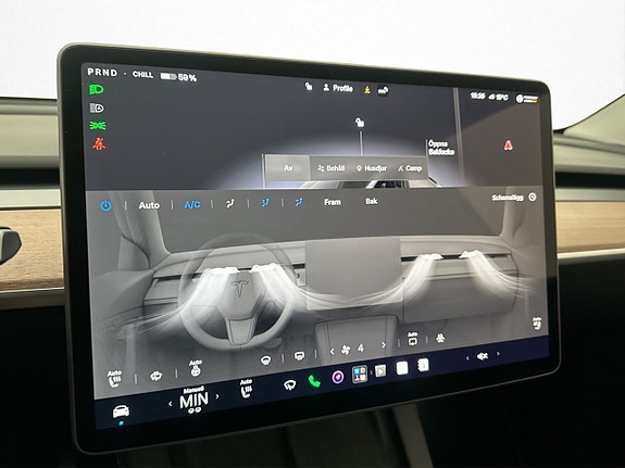 Tesla Model Y 27 of 30