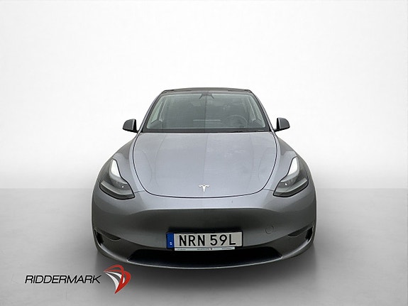 Tesla Model Y 3 of 30