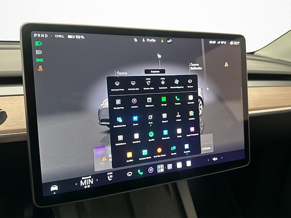 Tesla Model Y 21 of 30