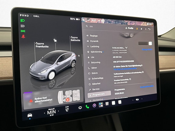 Tesla Model Y 24 of 30
