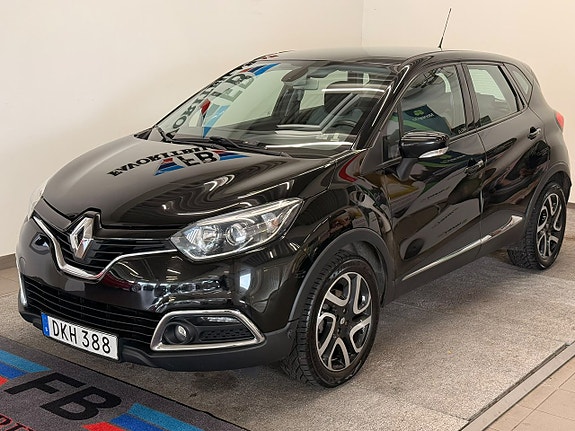Renault Captur 3 of 16