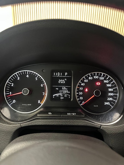 Volkswagen Polo 8 of 11
