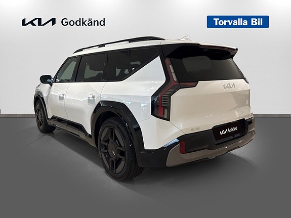 Kia EV9 5 of 12