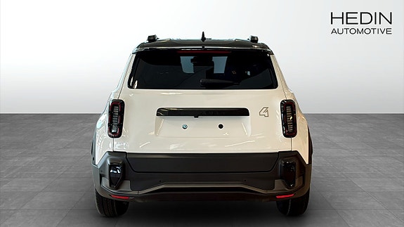 Renault 4 E-Tech 7 of 12