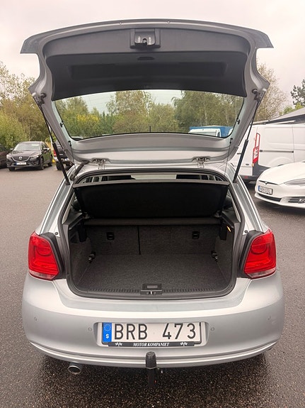 Volkswagen Polo 12 of 18