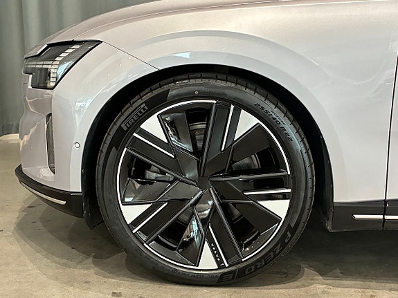 Volvo ES90 7 of 21