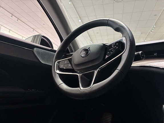 Volvo ES90 18 of 21