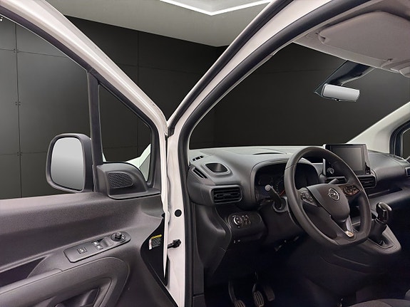 Opel Combo 12 of 25