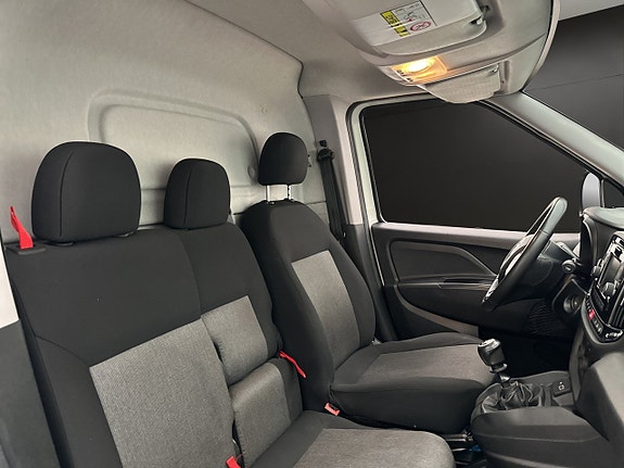 Fiat Doblo 18 of 21
