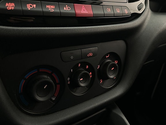 Fiat Doblo 17 of 21