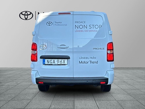 Toyota Proace 4 of 15