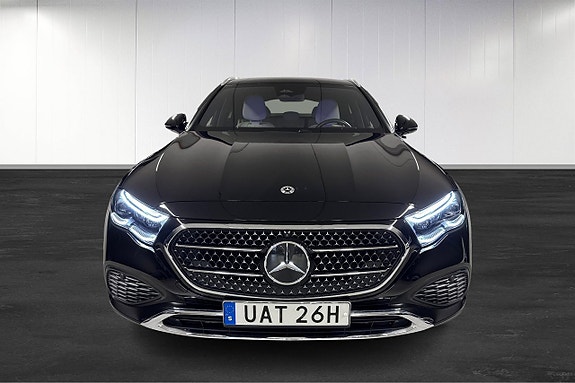 Mercedes-Benz E300 de 19 of 20