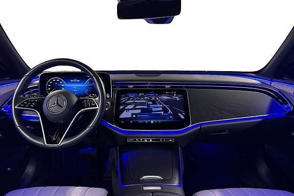 Mercedes-Benz E300 de 8 of 20