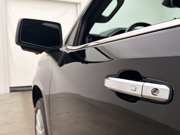 Chevrolet Silverado EV 15 of 30