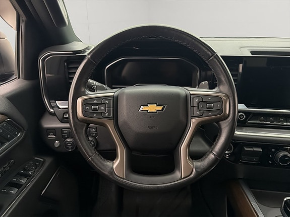 Chevrolet Silverado EV 20 of 30