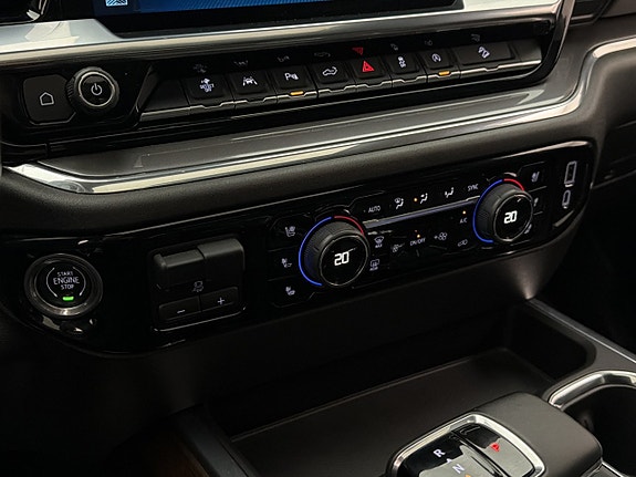 Chevrolet Silverado EV 30 of 30
