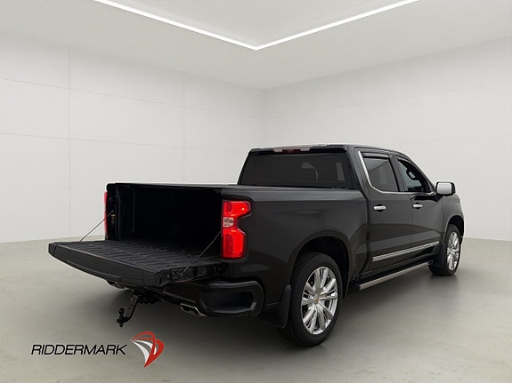 Chevrolet Silverado EV 12 of 30