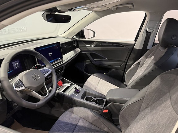Volkswagen Tiguan 6 of 23