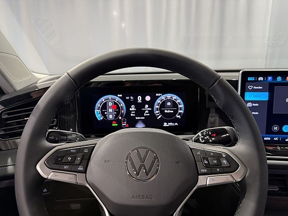 Volkswagen Tiguan 8 of 23