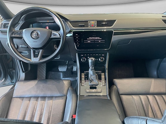 Skoda Superb 7 of 9