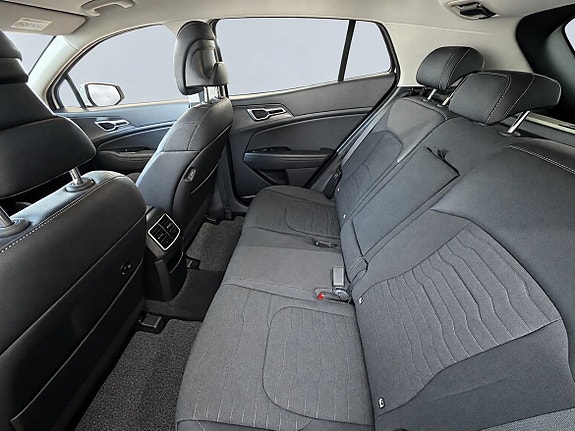 Kia Sportage 8 of 24