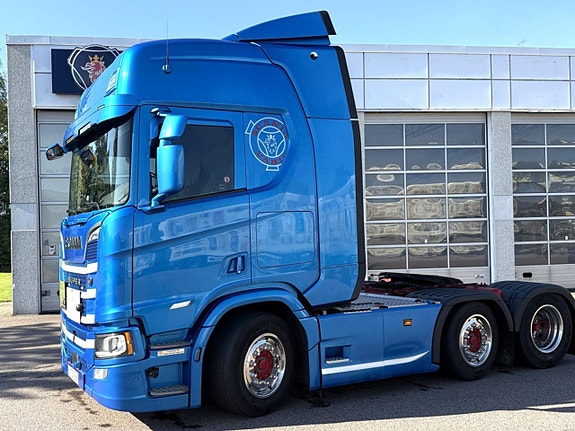 Scania R 560 A6x2/4NB Dragbil Pusher 2 of 11