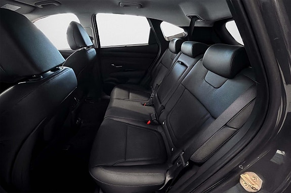 Hyundai Tucson 6 of 8