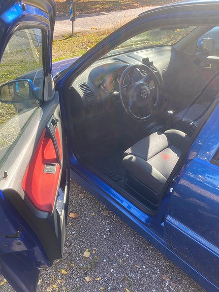 Volkswagen Polo 8 of 16