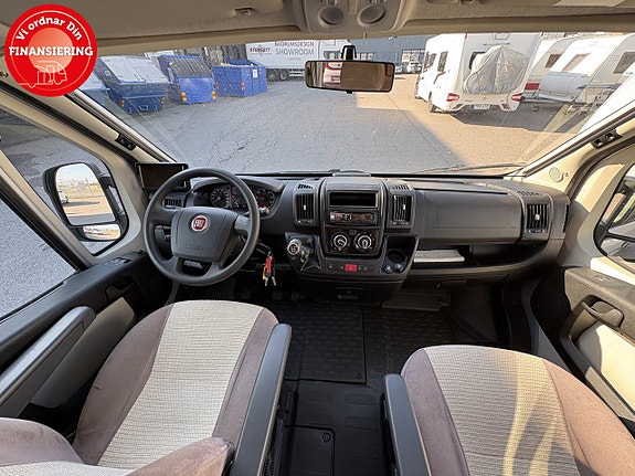 Adria TWIN 600 SP 10 of 19