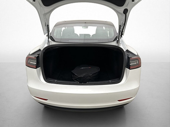 Tesla Model 3 30 of 30