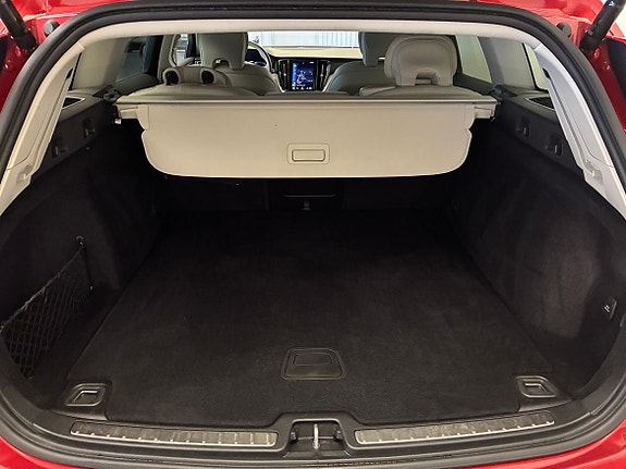 Volvo V60 10 of 24