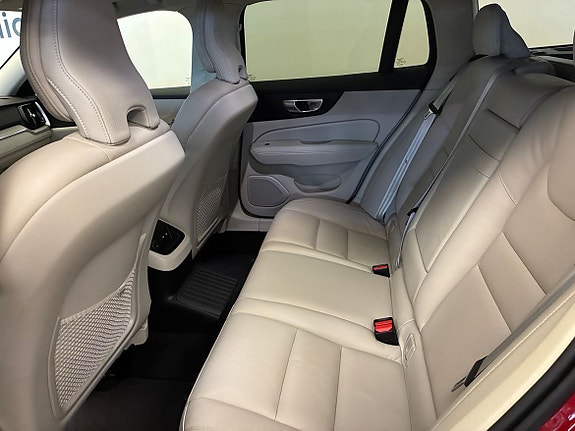 Volvo V60 20 of 24