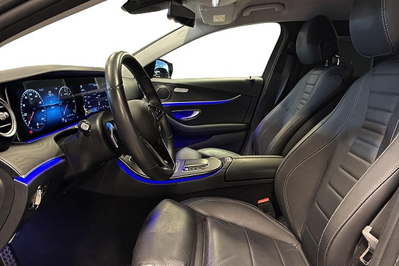 Mercedes-Benz E220 13 of 22