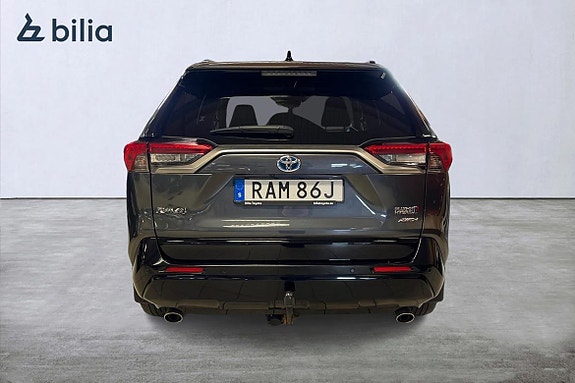 Toyota RAV4 5 of 21