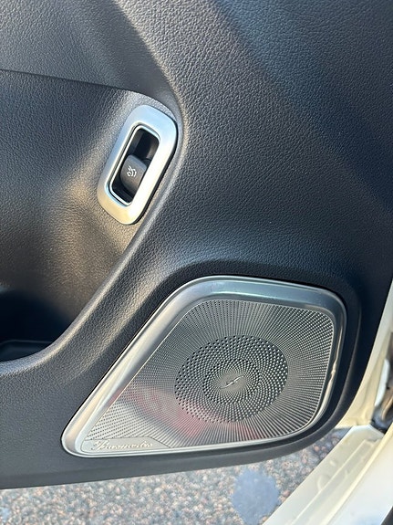 Mercedes-Benz CLA200 16 of 25